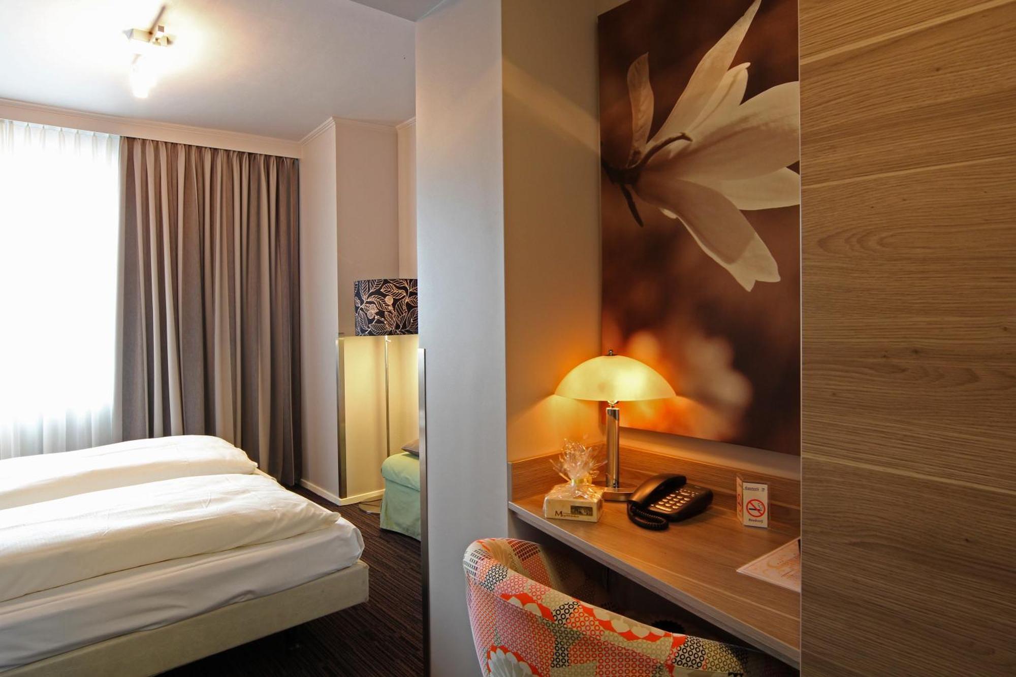 Grand Monopole Hotel 3*